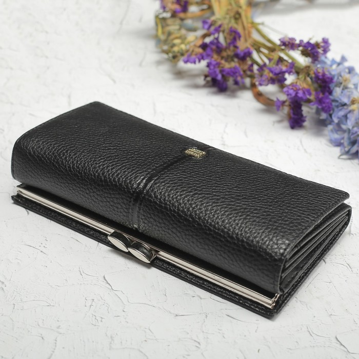 Кошелёк женский на клапане, 4 отдела, для карт, 2 отдела на рамке, цвет чёрный