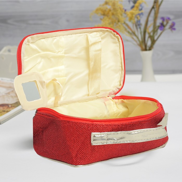 Косметичка-сундук «Блеск», отдел на молнии, цвет красный