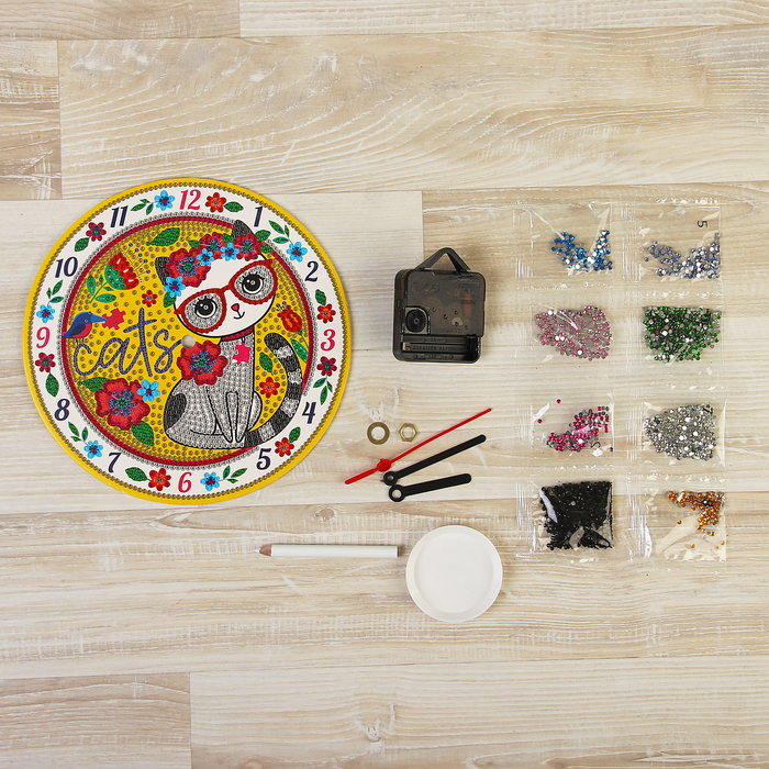 Алмазные узоры "Часы Amelia Cat" 3218