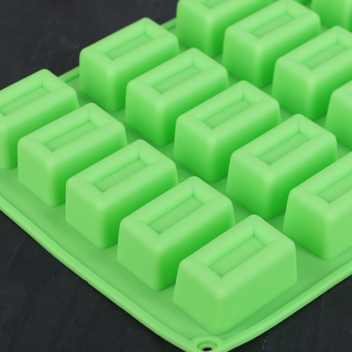 Форма для льда и шоколада, 25 ячеек, 30х17х2,5 см "Рамка", цвета МИКС