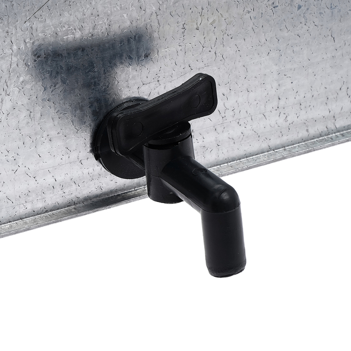 Бак 180 л с краном