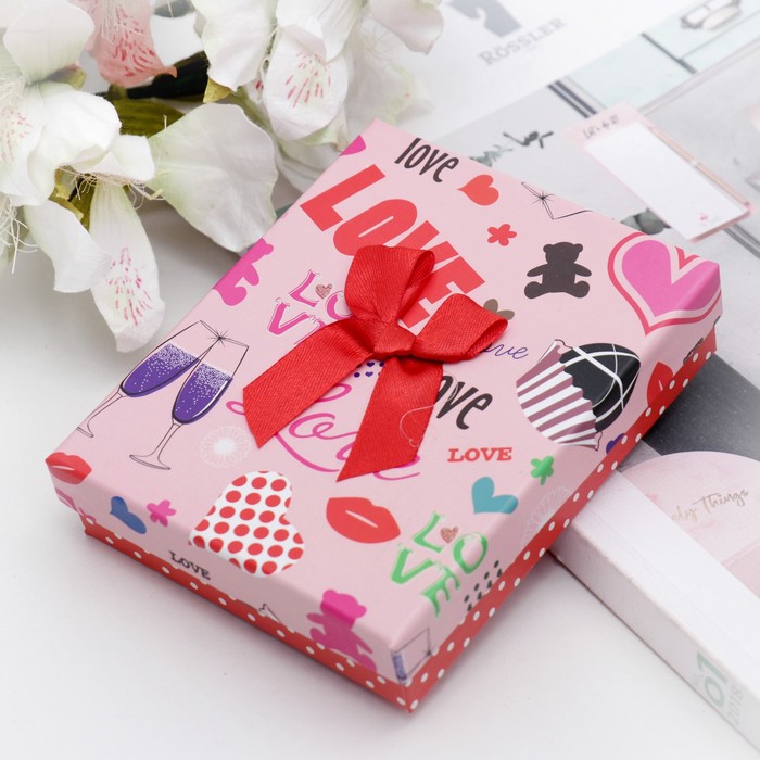 Коробка подарочная 10,5 х 13 х 3 см