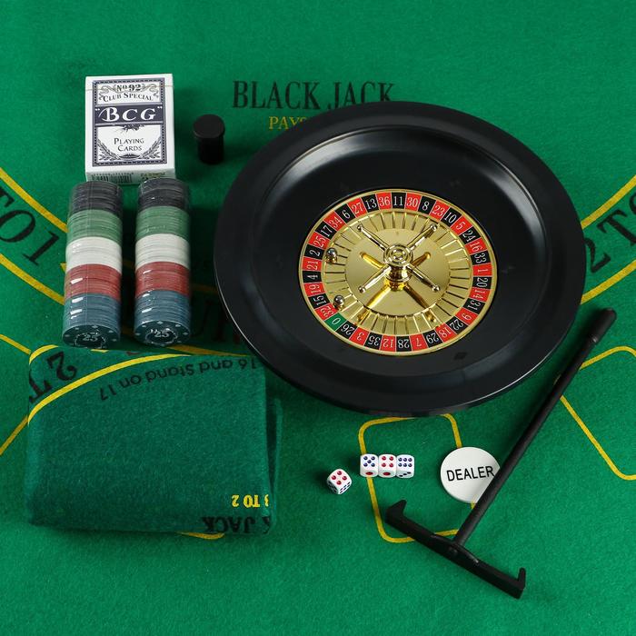 Покер, набор для игры, (рулетка, карты 54 шт, фишки с номиналом 100 шт, кубики 4 шт, поле) 33 х 29 с