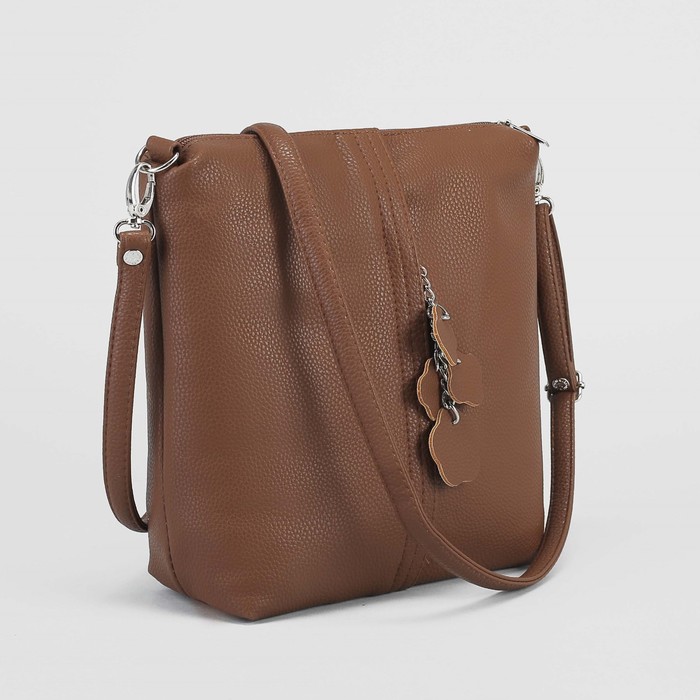 Сумка женская, 2 отдела на молнии, 1 наружный карман, регулируемый ремень, цвет коричневый