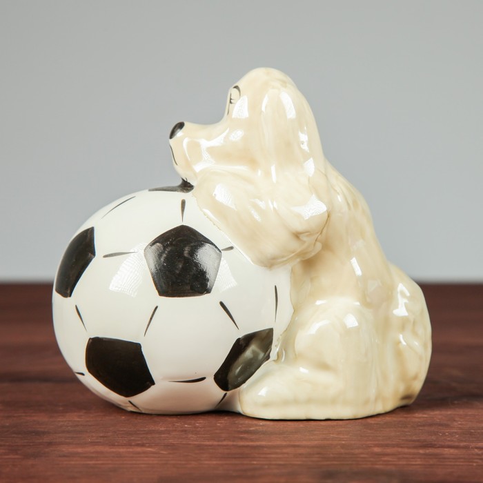 Сувенир "Собака с мячом"