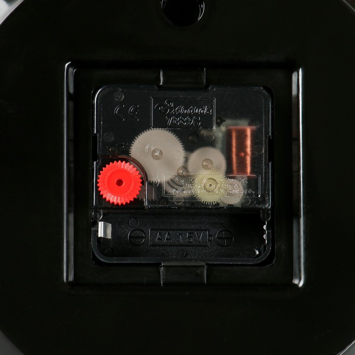 Часы настенные "Телефонные будки", чёрный обод, 28х28 см