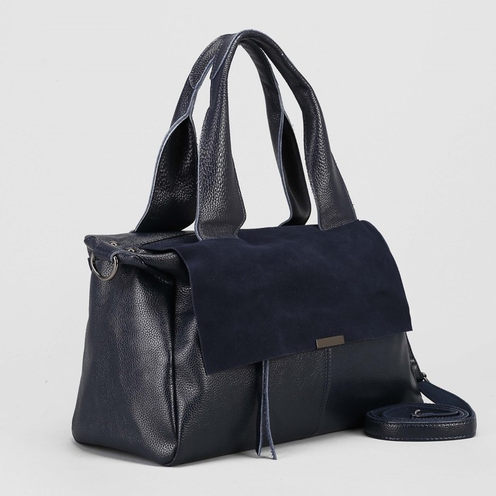 Сумка женская, замша, отдел с перегородкой, 3 наружных кармана, длинный ремень, цвет синий