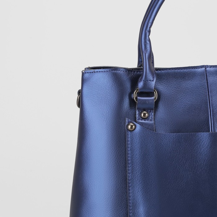 Сумка женская, 2 отдела на молниях, 2 наружных кармана, длинный ремень, синий перламутр