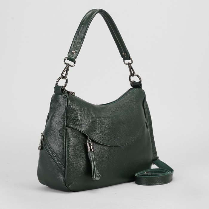 Сумка женская, отдел на молнии, 4 наружных кармана, длинный ремень, цвет зелёный