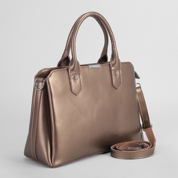 Сумка женская, 3 отдела на молнии, наружный карман, длинный ремень, цвет бронзовый