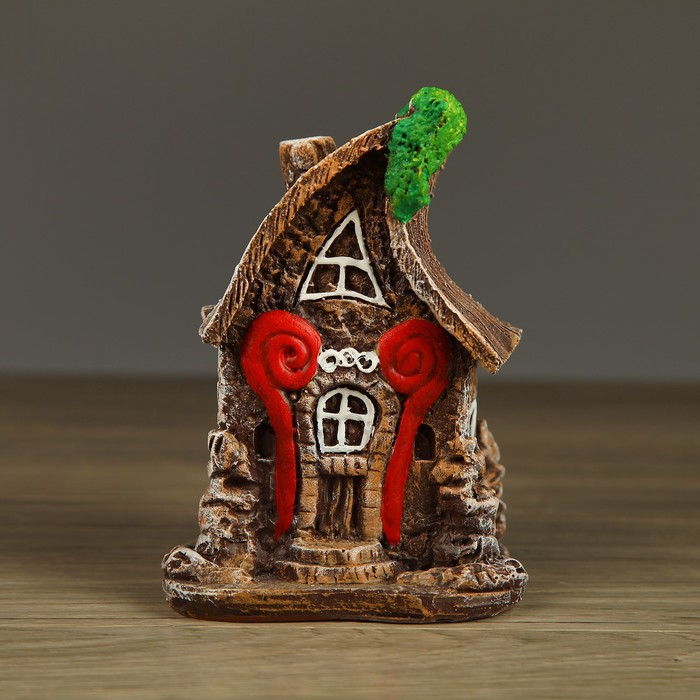 Фигурка "Домик маленький" 13х14см