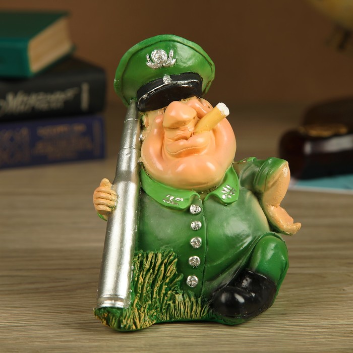 Копилка "Генерал с патроном" 15см