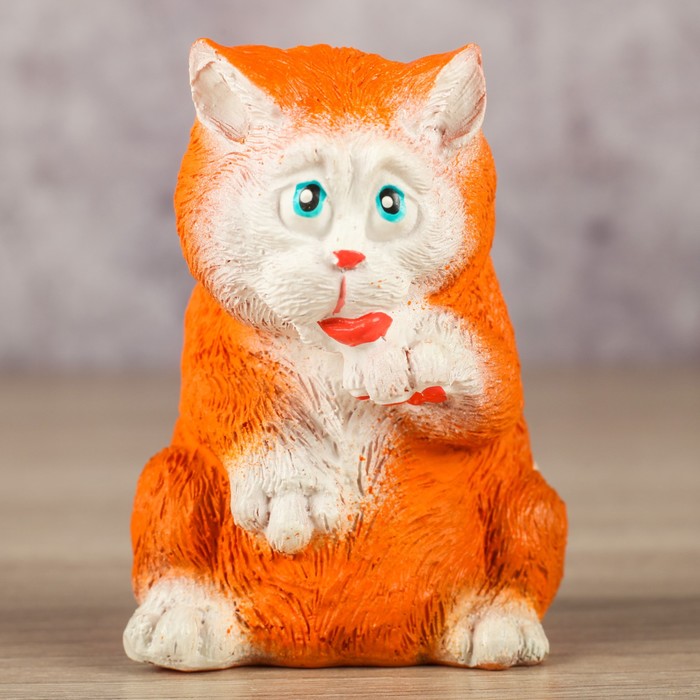 Сувенир "Кот лижит левую лапу" рыжий, 6х6х8см