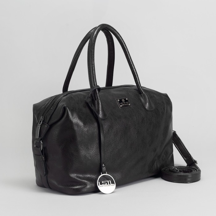 Сумка женская, отдел с перегородкой на молнии, наружный карман, длинный ремень, цвет чёрный