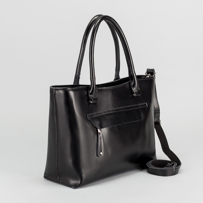 Сумка женская, отдел с перегородкой, 2 наружных кармана, длинный ремень, цвет чёрный