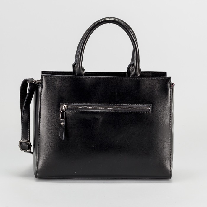 Сумка женская, отдел с перегородкой, 2 наружных кармана, длинный ремень, цвет чёрный