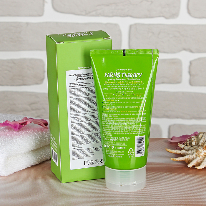 Очищающая пенка Farms Therapy "Зеленое яблоко", 150 мл