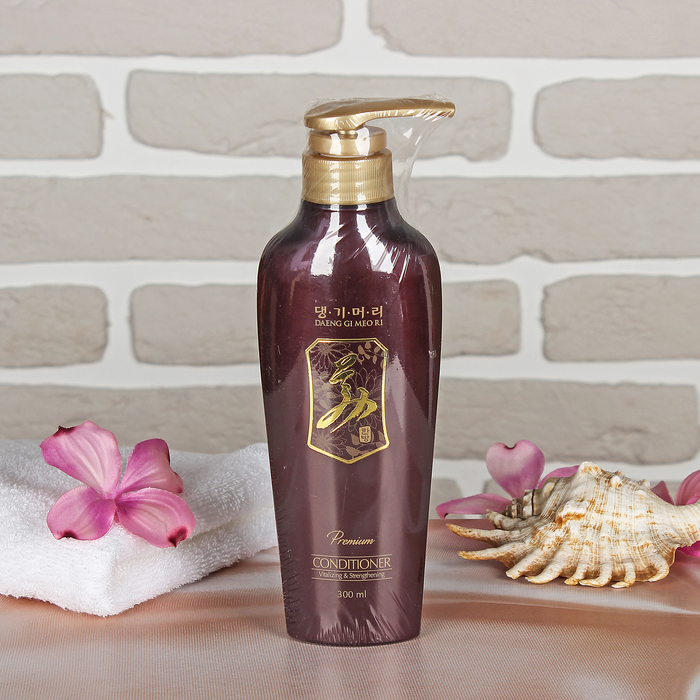 Кондиционер для волос Daeng Gi Meo Ri Premium "Укрепление и восстановление", 300 мл