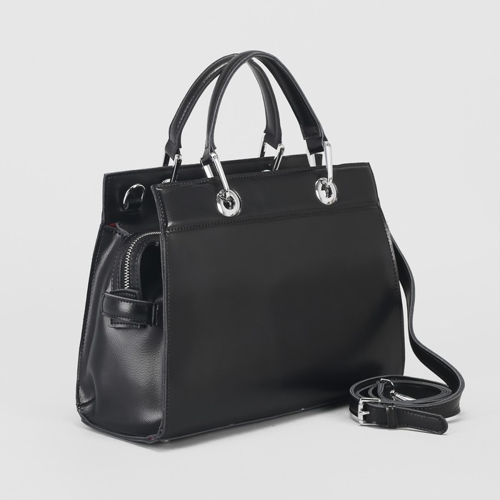 Сумка женская, отдел на молнии, длинный ремень, цвет чёрный