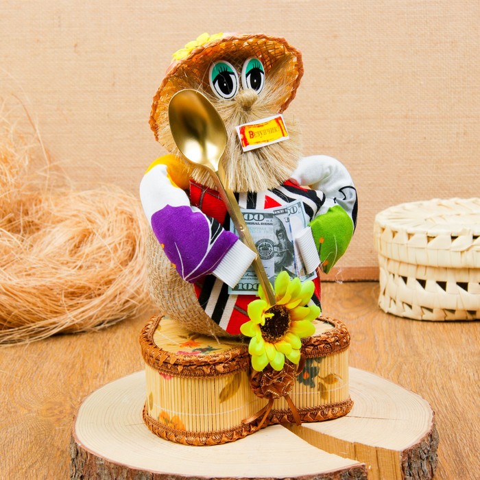 Оберег «Домовой», на сундучке, 15х9х26,5 см