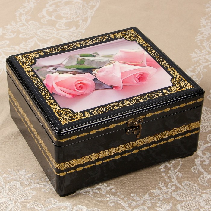 Шкатулка - сундук «Розы», 22×22×11,5 см, лаковая миниатюра
