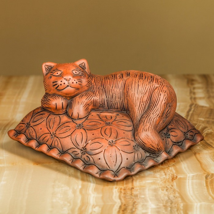 Фигурка "Кошка на подушке" 11х19см