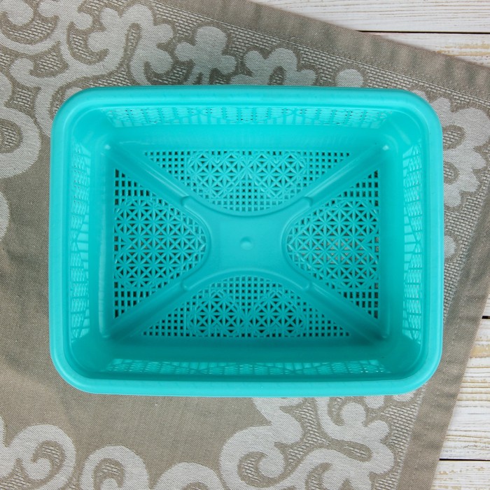 Миска-фруктовница 2 л с крышкой, цвет МИКС