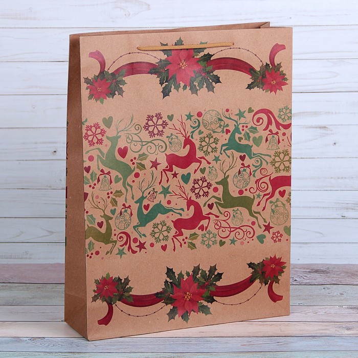 Пакет крафт "Новогодние олени", 19 х 8 х 24 см