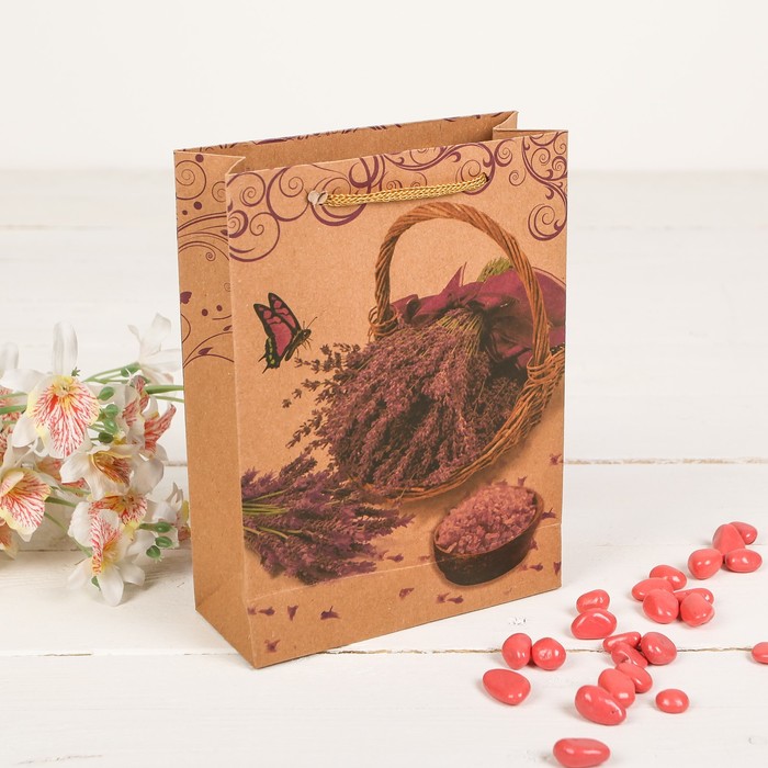 Пакет крафт "Корзинка с лавандой", 19 х 8 х 24 см