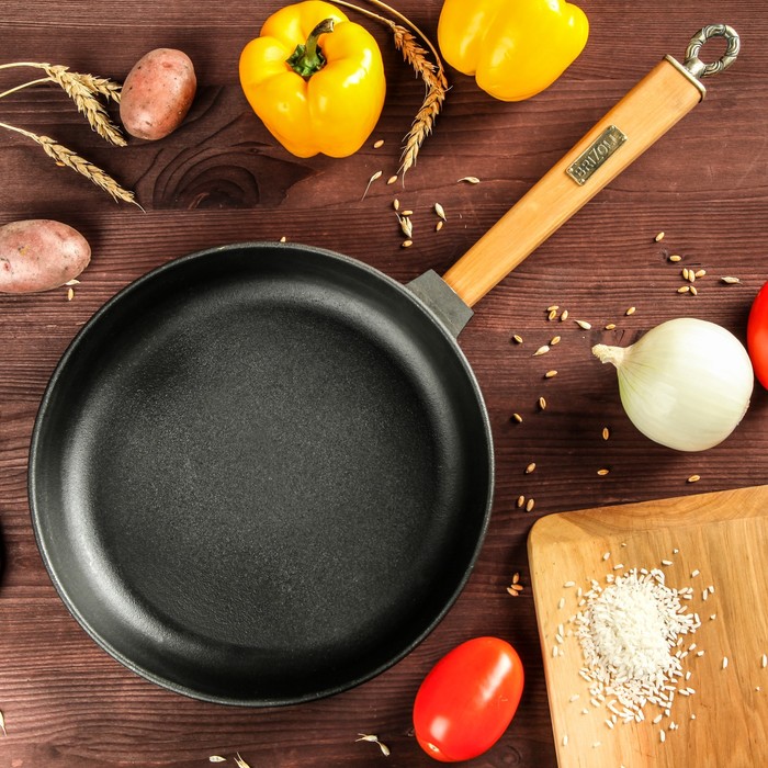 Сковорода чугунная ТМ "BRIZOLL" 260х40 ручка "КЛАССИК"