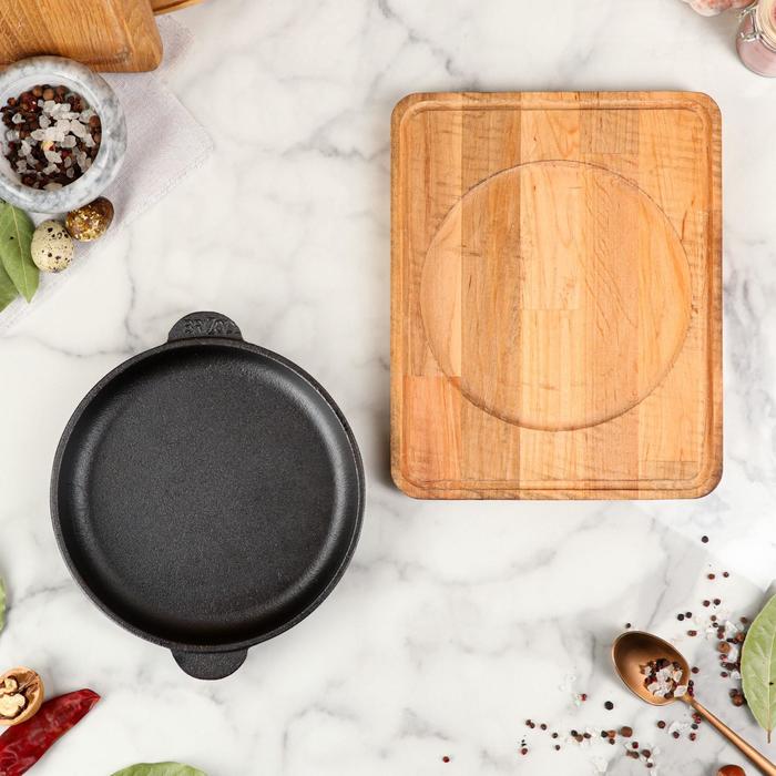 Сковорода чугунная "Хорека", порционная, с дощечкой, BRIZOLL, 18 х 2,5 см
