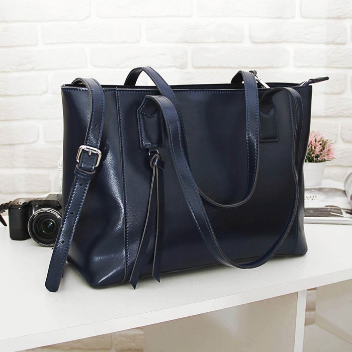 Сумка женская, отдел с перегородкой, наружный карман, длинный ремень, цвет синий