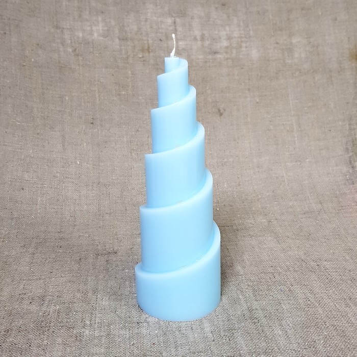 Свеча пирамида "Рожок" 7,8х7,5х20,8 голубой