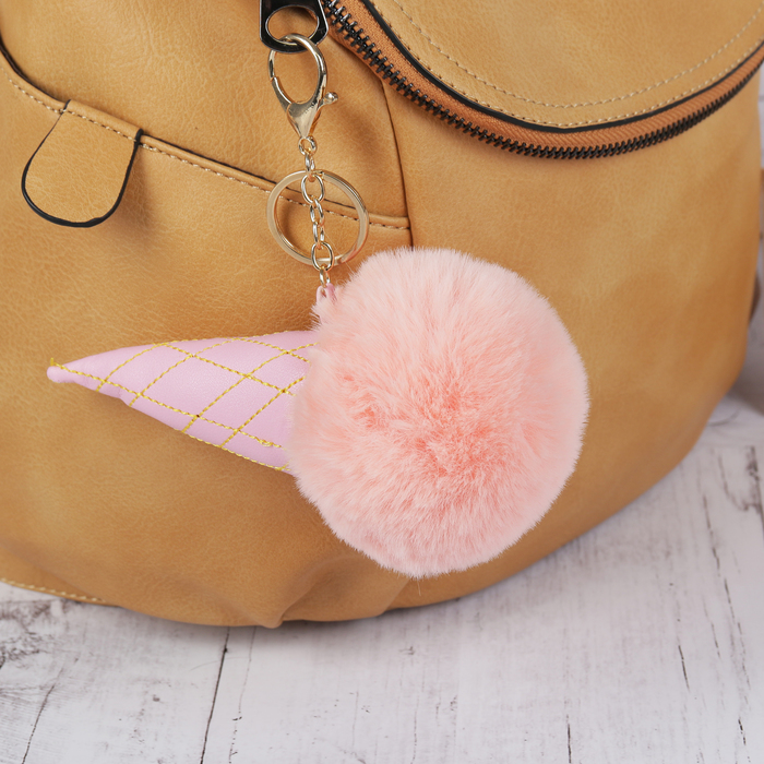 Пушистик на кольце "Мороженое рожок" розовый 16х9 см