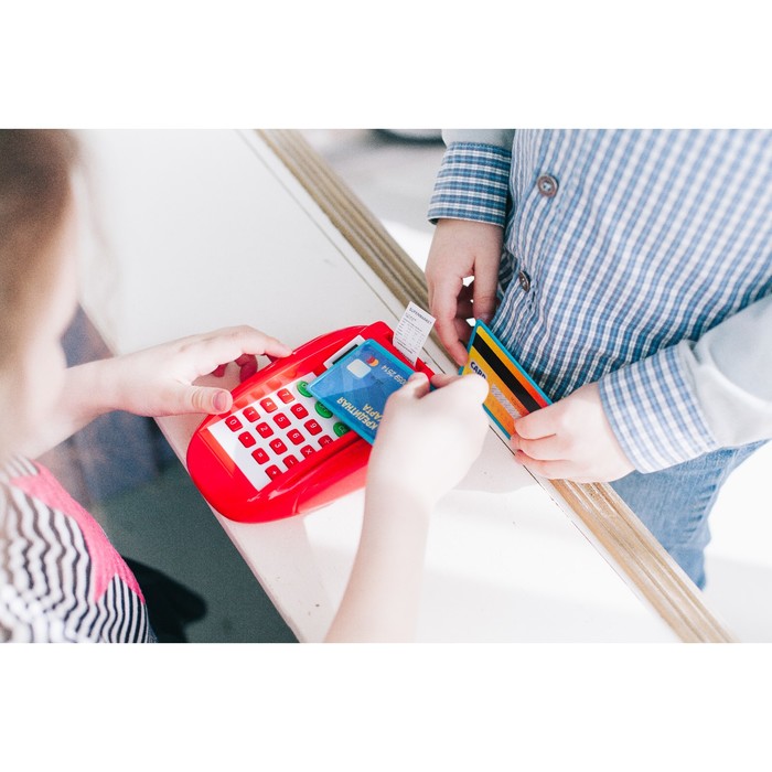 Касса-калькулятор "Моя первая касса", с аксессуарами, световые и звуковые эффекты