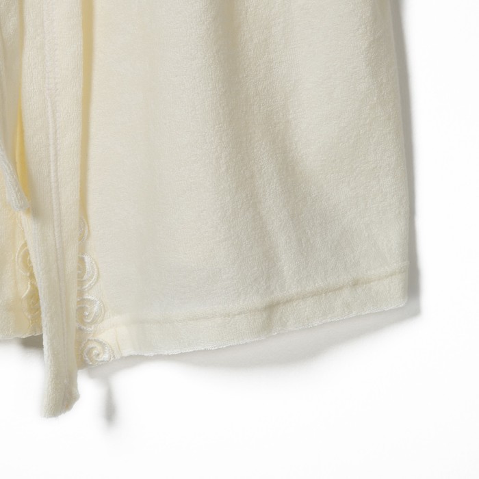 Халат женский запашной Снежанна цвет молочный, р-р 54