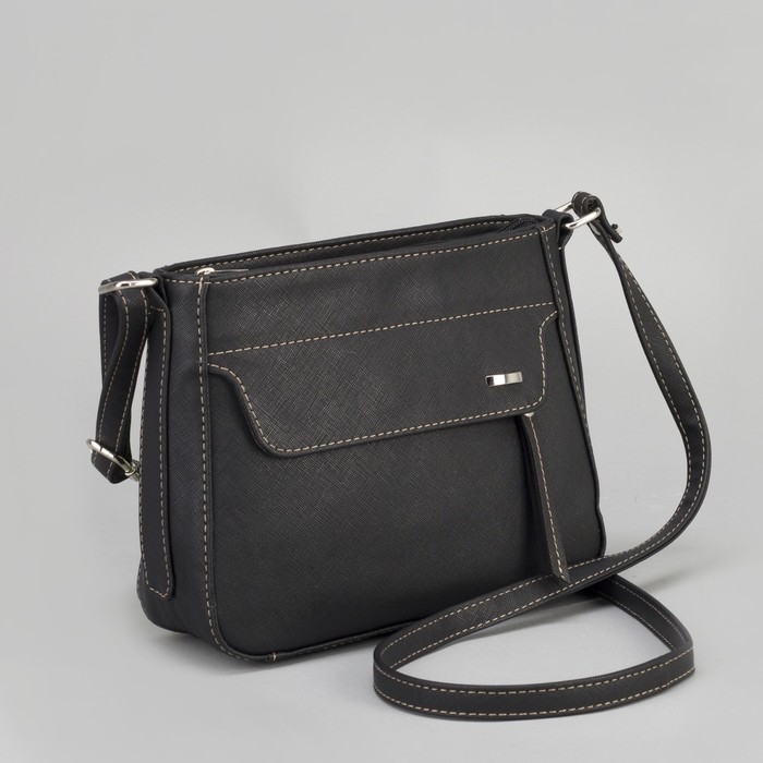 Сумка женская, 1 отдел на молнии, 2 наружных кармана, регулируемый ремень, цвет чёрный/белый