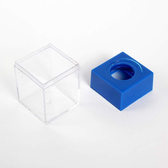 Скрепочница квадратная с магнитом прозрачная пластик МИКС
