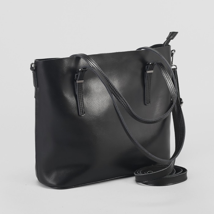 Сумка женская, отдел с перегородкой, наружный карман, длинный ремень, цвет чёрный