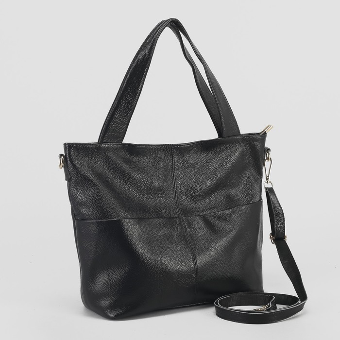 Сумка женская, отдел с перегородкой, 3 наружных кармана, длинный ремень, цвет чёрный