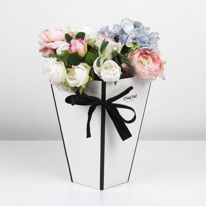Коробка для цветов на лентах «Шанель», 25 х 7,5 см
