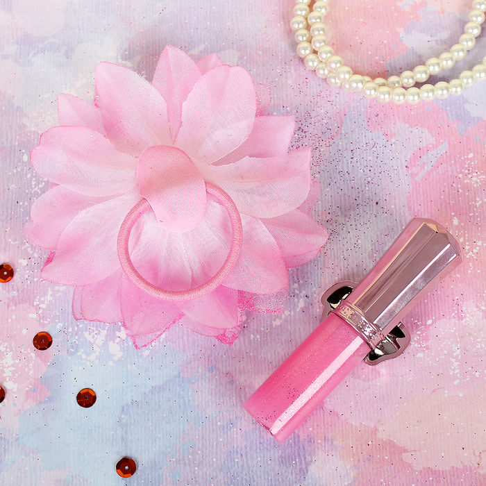 Набор для девочки «Стиль принцессы» (гель клубничный, 250 мл + блеск для губ + резинка для волос )