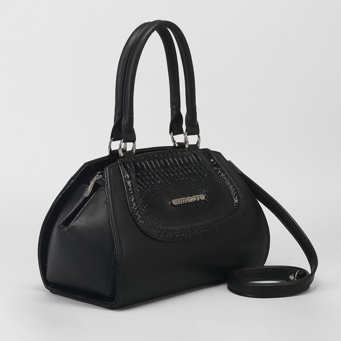 Сумка женская, отдел на молнии, наружный карман, длинный ремень, змея, цвет чёрный