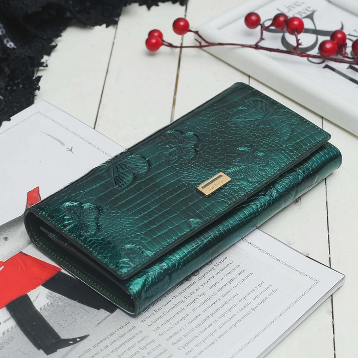 Кошелёк женский, 2 отдела рамка, 2 отдела, для карт на клапане, цвет зелёный