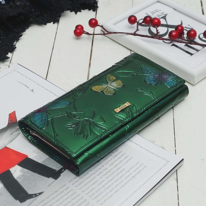 Кошелёк женский, 2 отдела рамка, 2 отдела, для карт на клапане, цвет зелёный