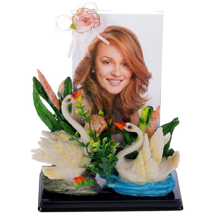 Фоторамка полистоун 10х15 см "Два лебедя в камышах" 21х16,5х7,5 см