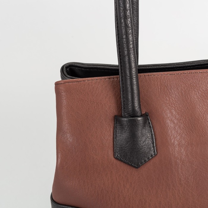 Сумка женская, 2 отдела на молнии, наружный карман, цвет кофе/тёмно-коричневый