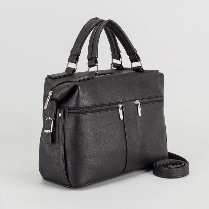 Сумка женская, отдел на молнии, 3 наружных кармана, длинный ремень, цвет чёрный