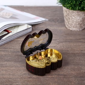 

Шкатулка музыкальная "2 яблока" 3х7,2х5 см