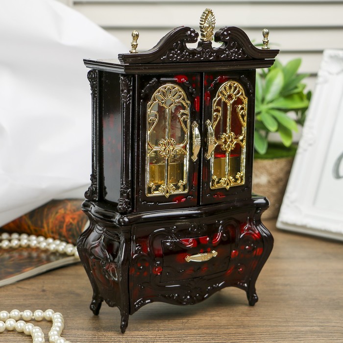 Шкатулка музыкальная "Старинный буфет"